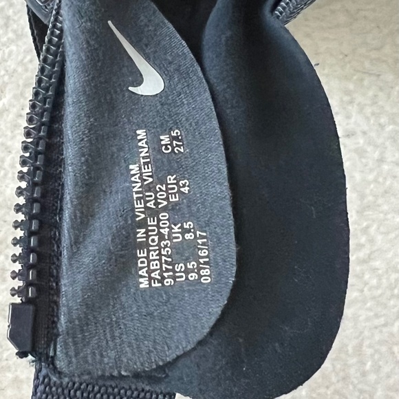 Men's Nike SF Air Force 1 Mid Obsidian Metallic Gold Sneakers - Picture 6 of 14